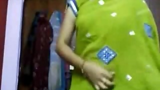Aunty massive bosoms showcase web cam