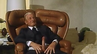 Porno humungous 44 (2k)